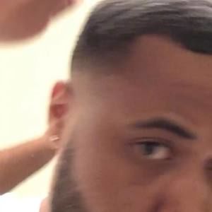 Meet your Posher, Malik